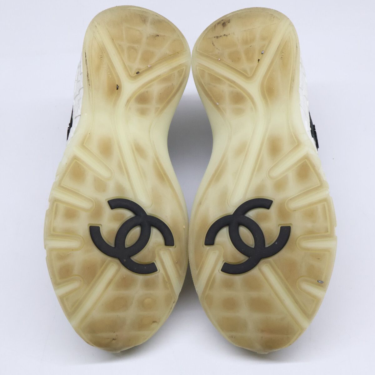 Chanel Graphic Logo Sneakers — view 7
