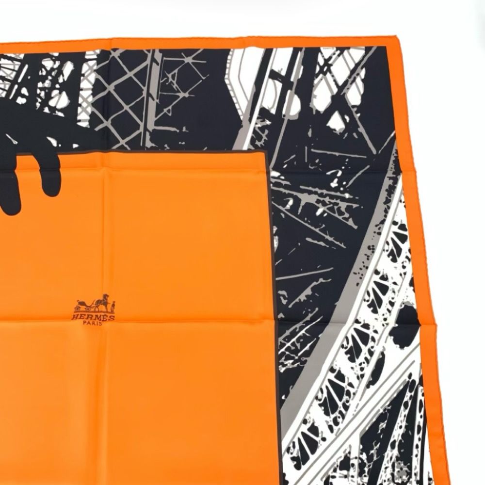 Hermes Carre 90 Silk Scarf Flying — view 3