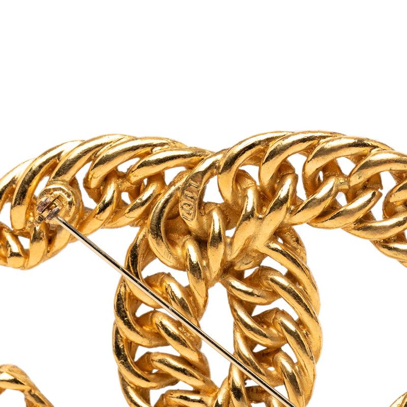 Chanel Vintage CC Logo Chain Motif Brooch Gold Plated — view 3