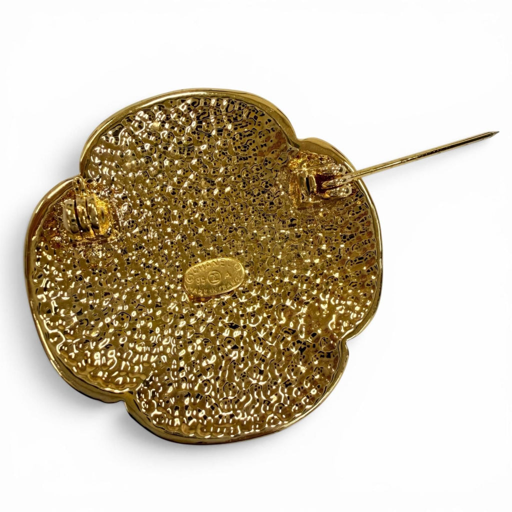 Chanel Vintage CC Logo Flower Brooch Gold — view 4