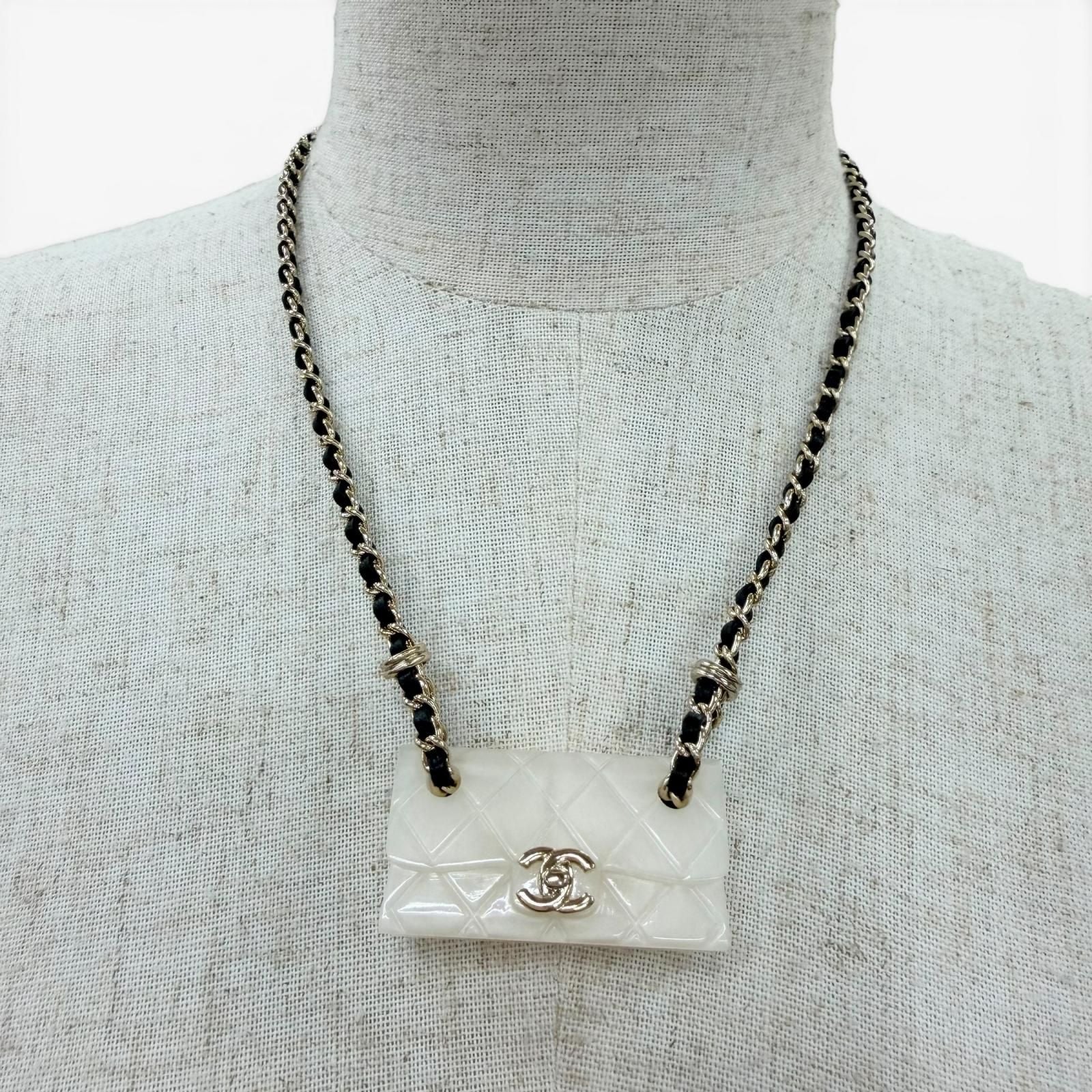 Chanel 23c Quilted Bag Motif CC Logo Chain Necklace Ivory — view 3