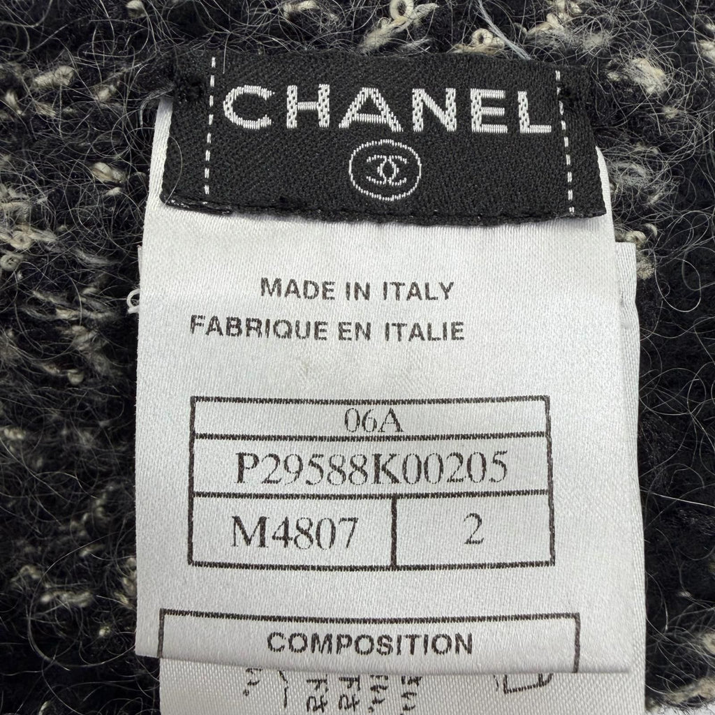Chanel Cashmere Silk Mohair Blend CC Logo Knit Cap Black 2 — view 9