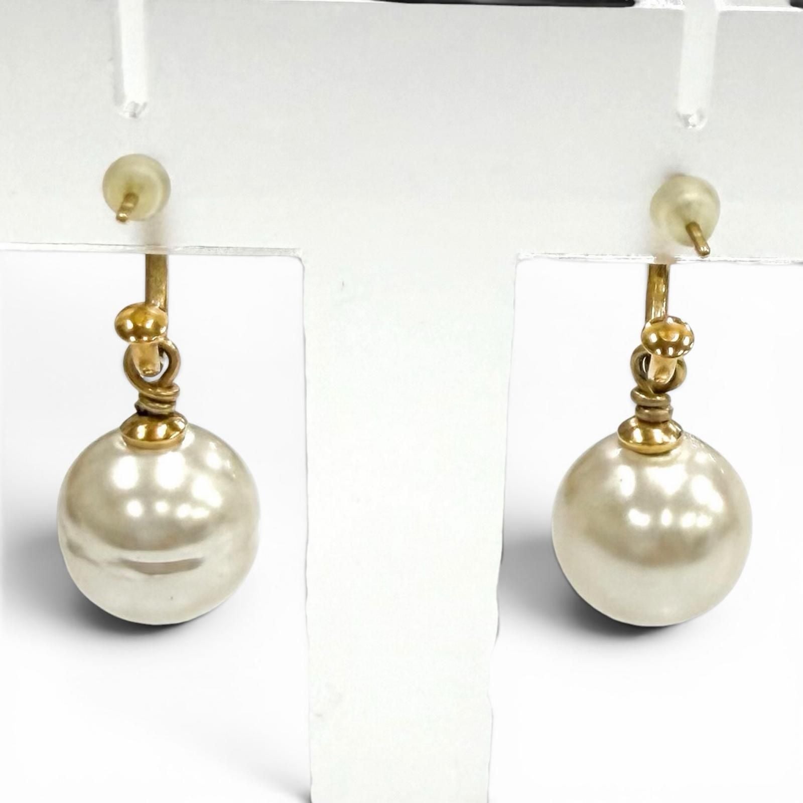 Chanel Vintage CC Logo Pearl Earrings White Gold — view 4