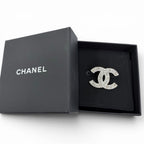 Chanel CC Logo Star Heart Faux Pearl Rhinestone Brooch Silver — view 2