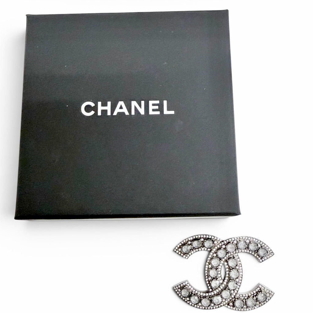 Chanel CC Logo Rhinestone Gunmetal Brooch Silver Recommended — view 2