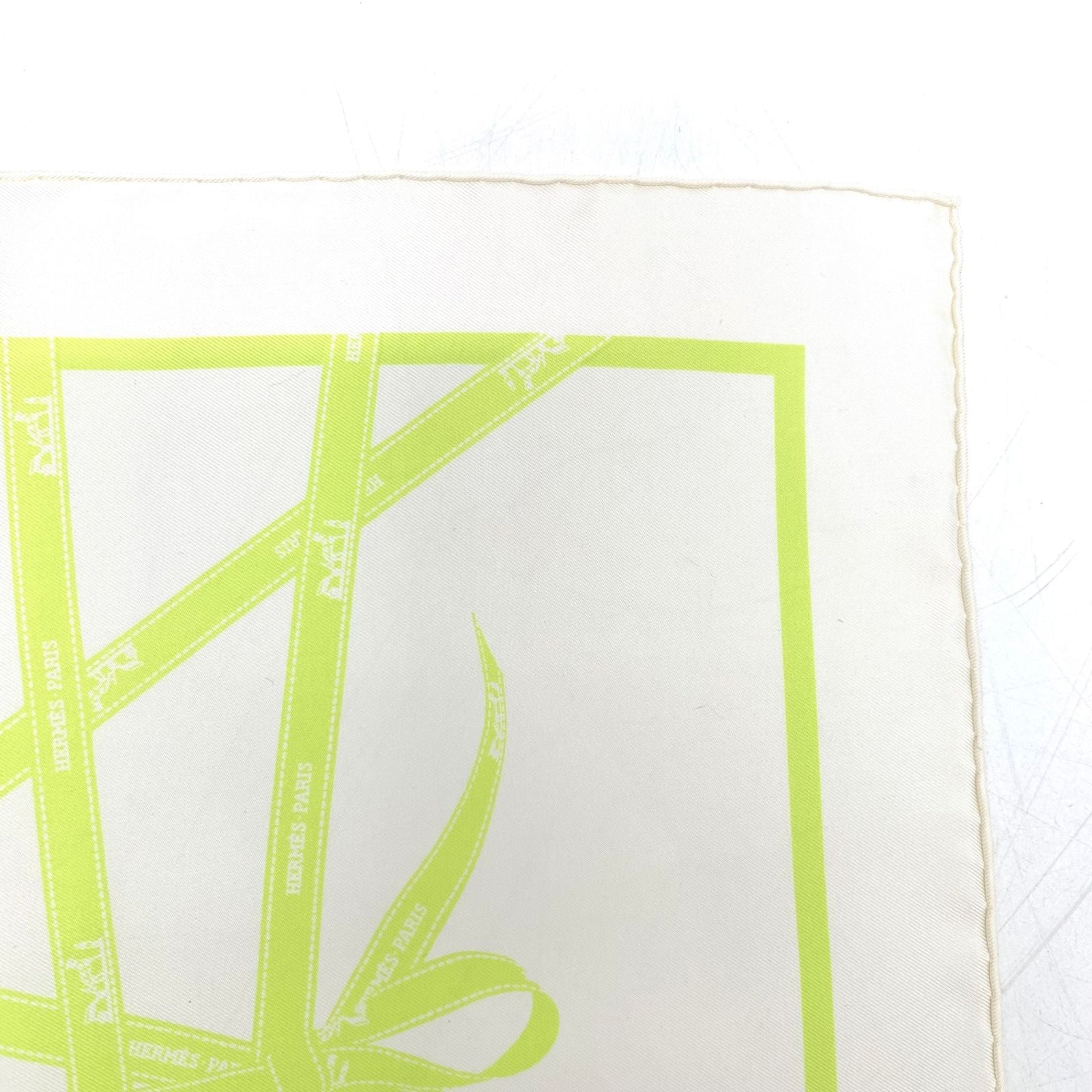 Hermes Scarf Carre 45 Bolduc Green White Silk — view 3