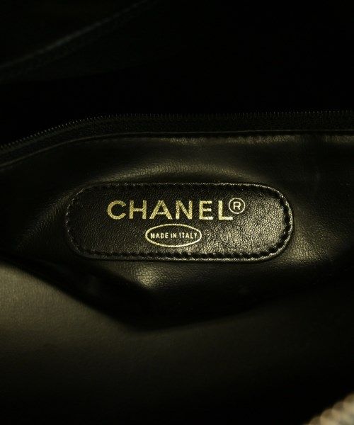 Chanel Boston Bag Travel Bags Black — view 4