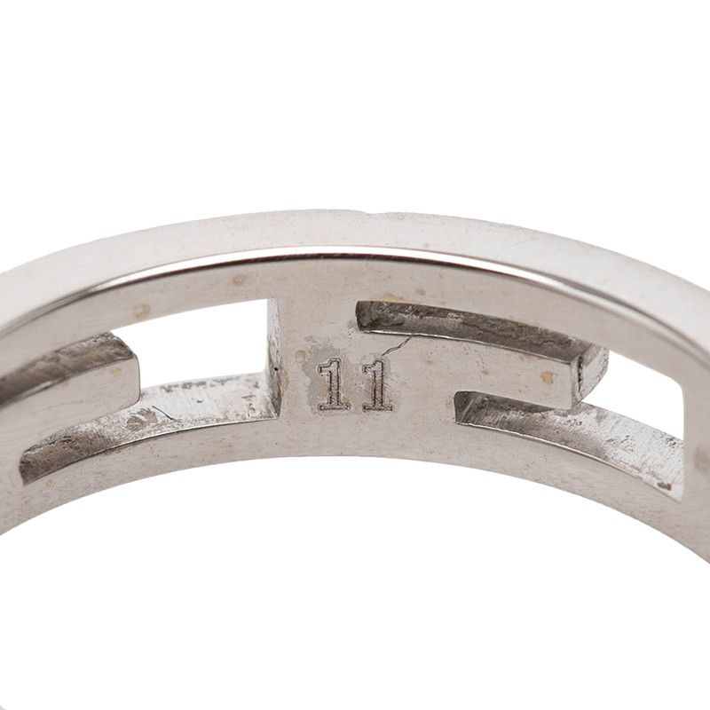 Gucci Logo Ring 11 18k White Gold 750 — view 5