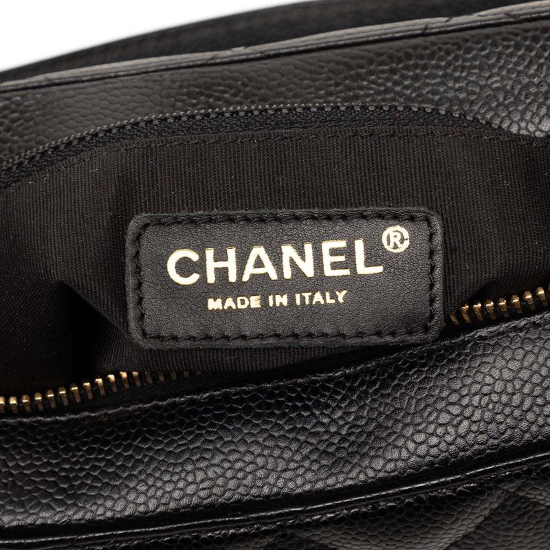 Chanel CC Logo Quilted Chain Shoulder Bag Black Caviar Leather — view 5