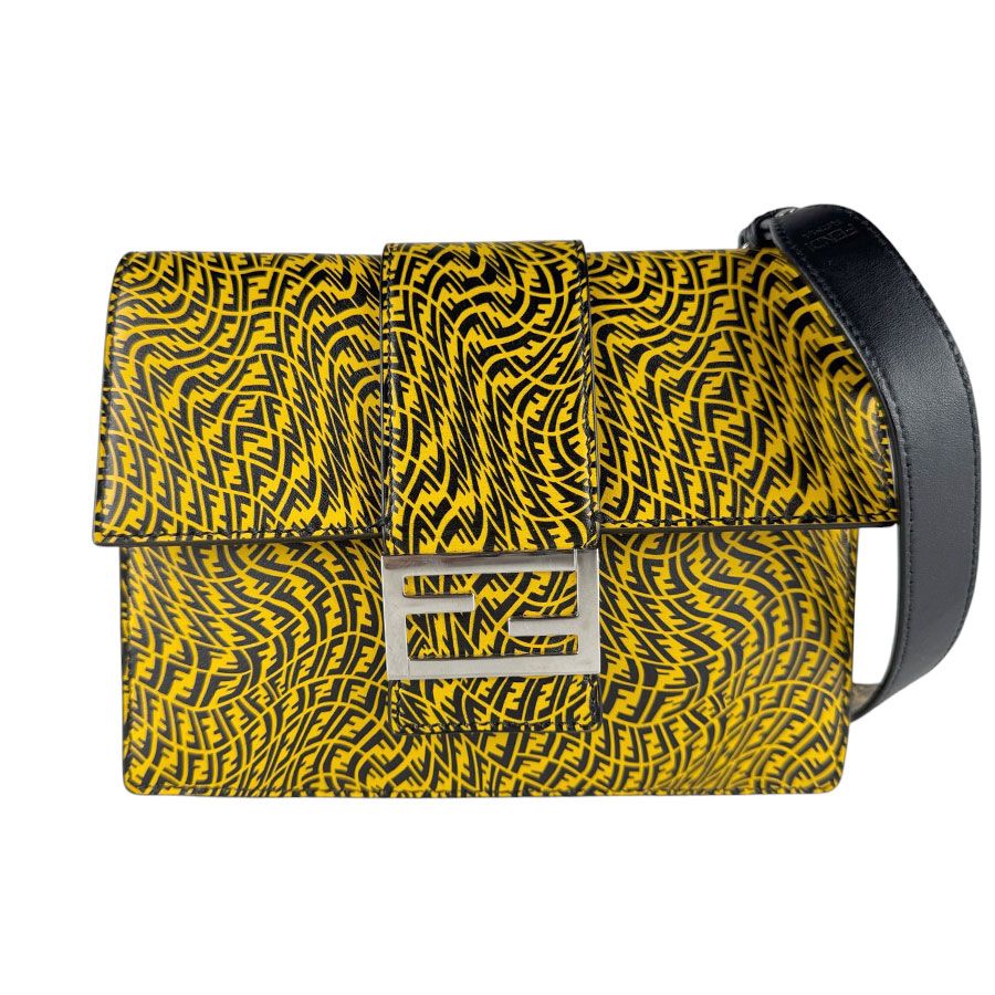 Fendi Shoulder Bag Flat Bucket Afsy