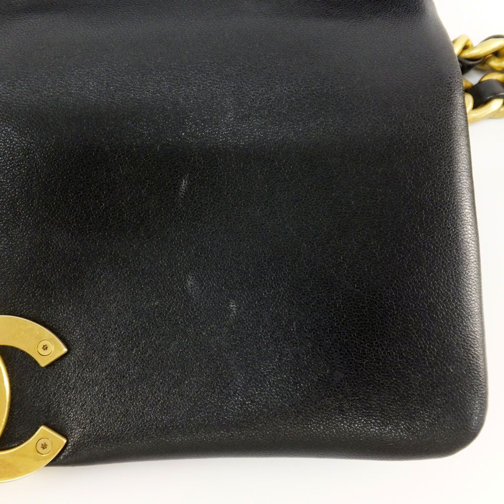 Chanel Ten 19 Quilted Black Gold Shiny Lambskin Shoulder Bag Chain — view 9