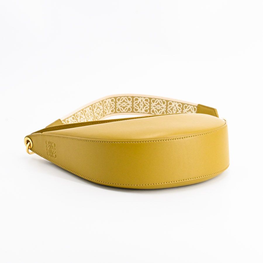 Loewe Shoulder Bag Luna Small — view 5