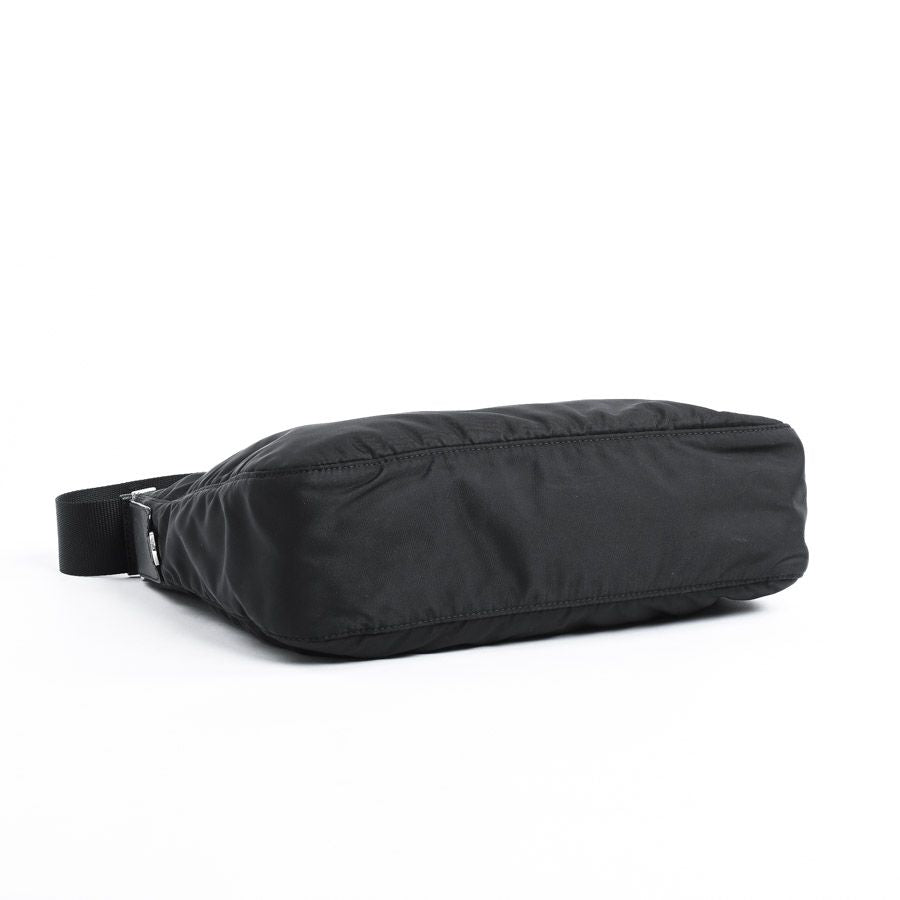 Prada Shoulder Bag Re-Nylon — view 5