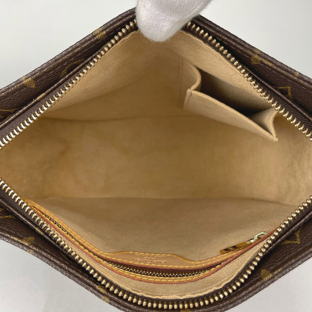 Louis Vuitton Looping Shoulder Bag Monogram Brown — view 7