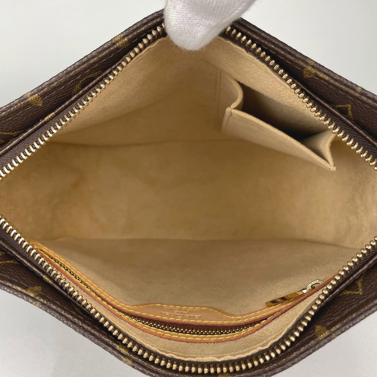 Louis Vuitton Looping Shoulder Bag Monogram Brown — view 7