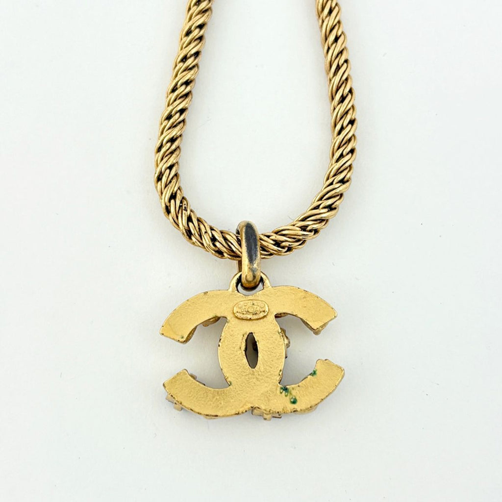 Chanel CC Logo Necklace Gold Plated — view 2