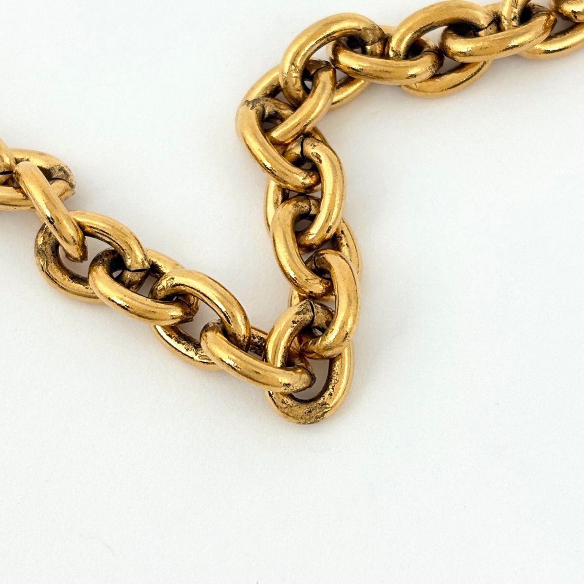 Chanel CC Logo Chain Necklace Gold Plated — view 4