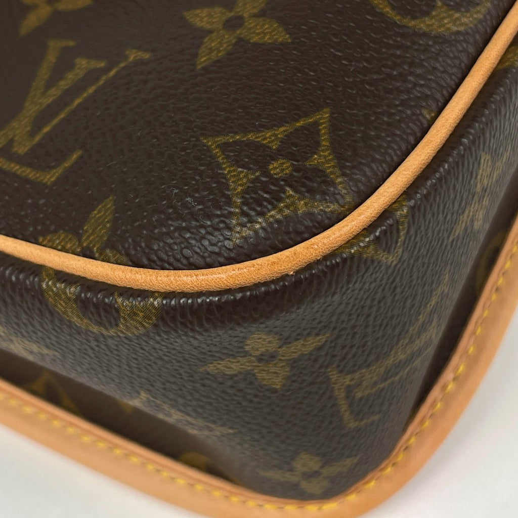 Louis Vuitton Sologne Crossbody Shoulder Bag Monogram Brown — view 3