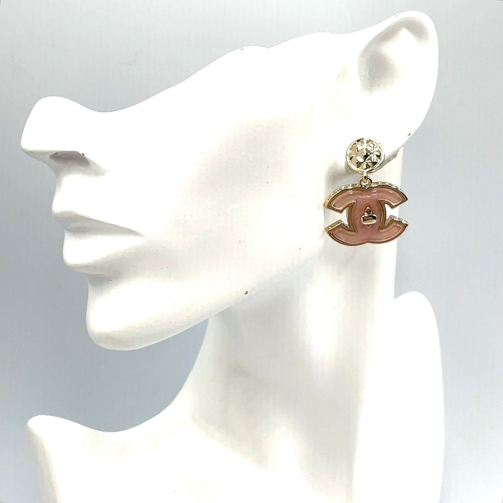 Chanel CC Logo Swing Metal Resin Gold Pink Earrings — view 8