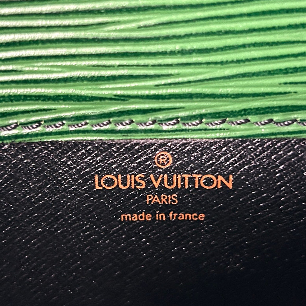 Louis Vuitton Cult Ciel Epi Borneo Green Leather Shoulder Bag Gold — view 4