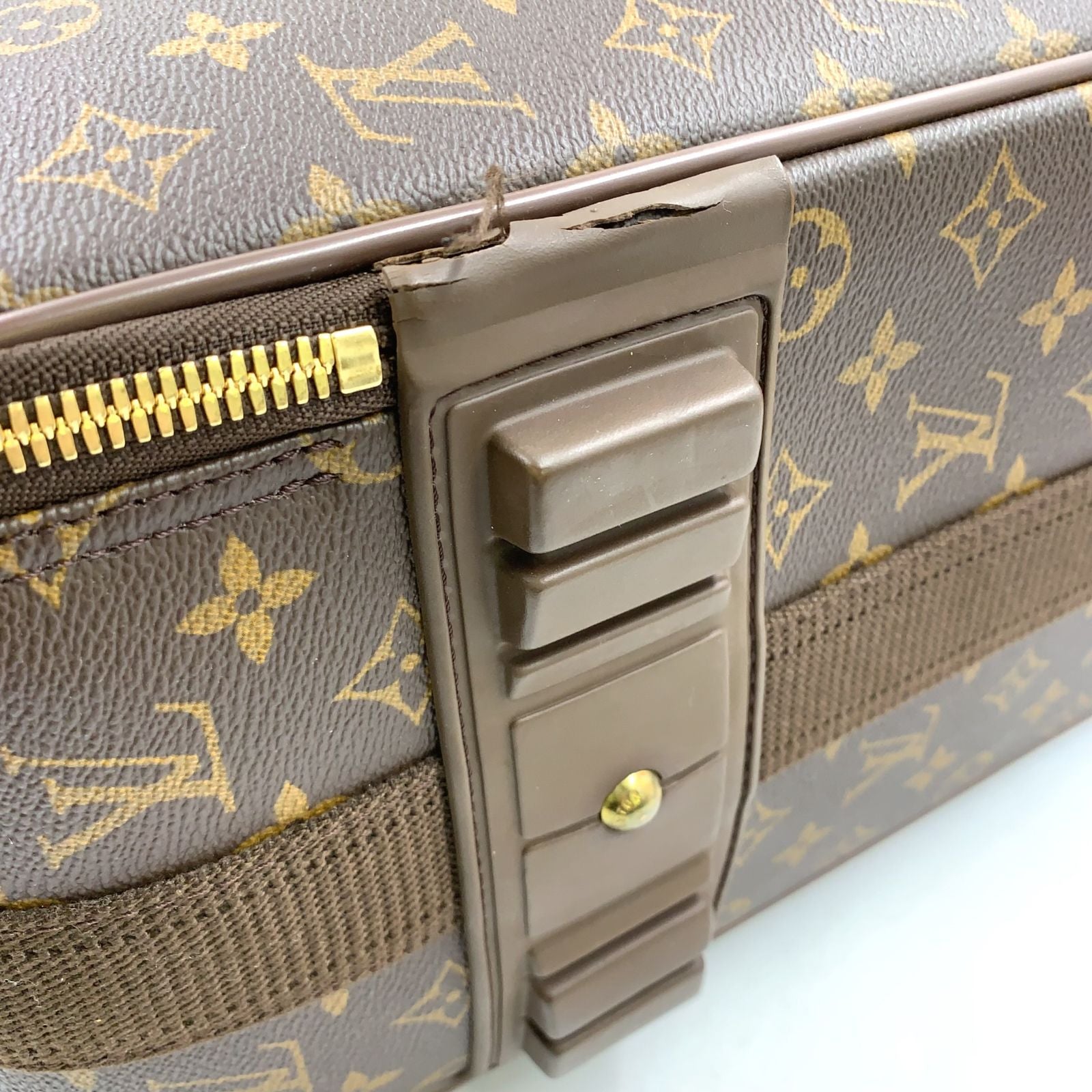 Louis Vuitton Pegase 55 Monogram Carry Leather Brown Light Travel Bag Gold — view 7