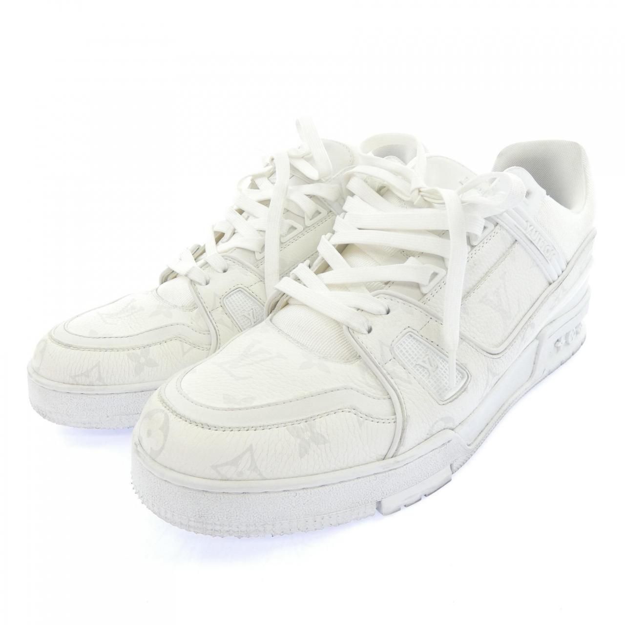 Louis Vuitton LV Trainers Sneakers — view 3