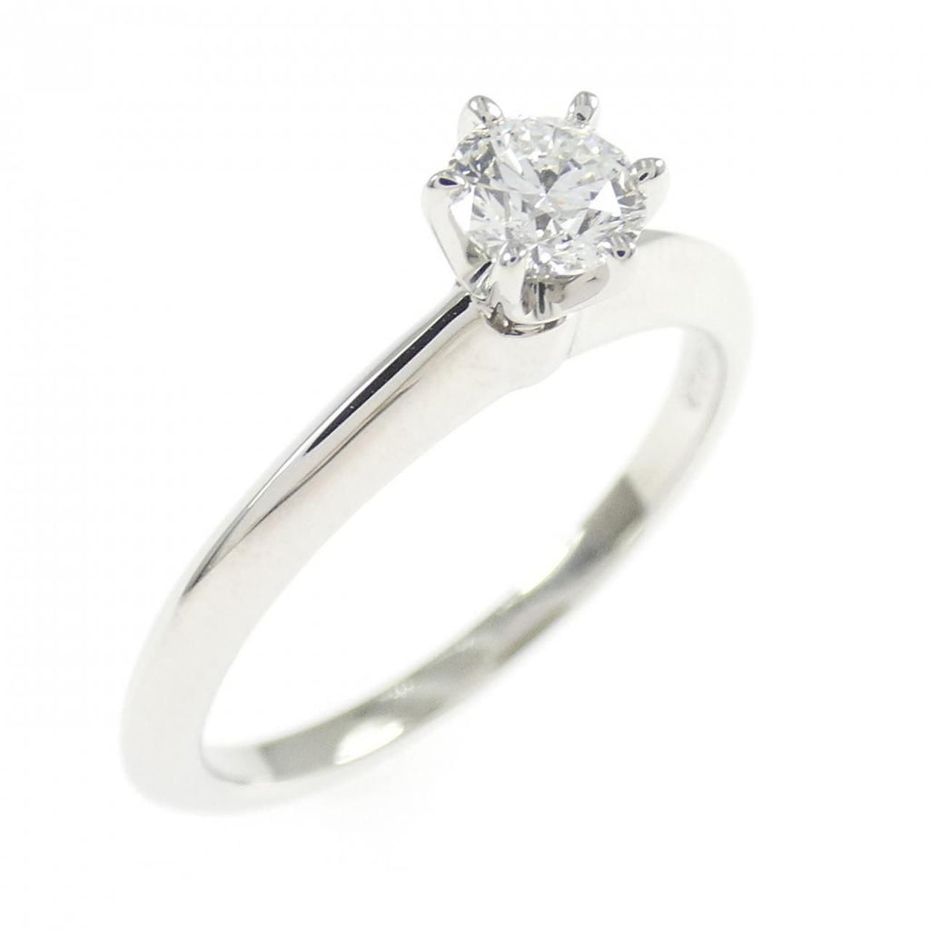 Tiffany & Co Classic Solitaire Ring