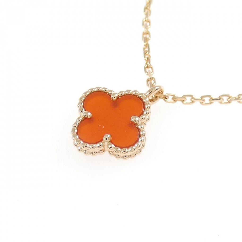 Van Cleef & Arpels Sweet Alhambra Necklace — view 3