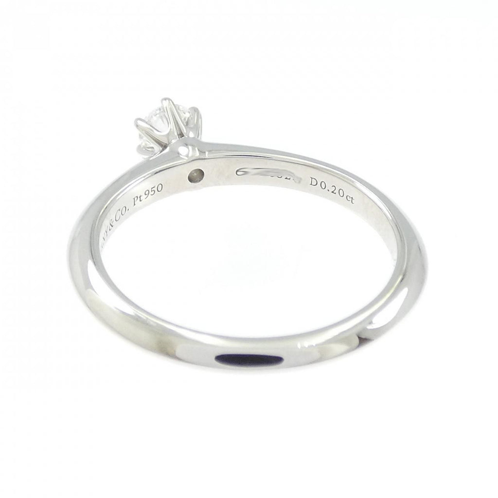 Tiffany & Co Classic Solitaire Ring — view 3