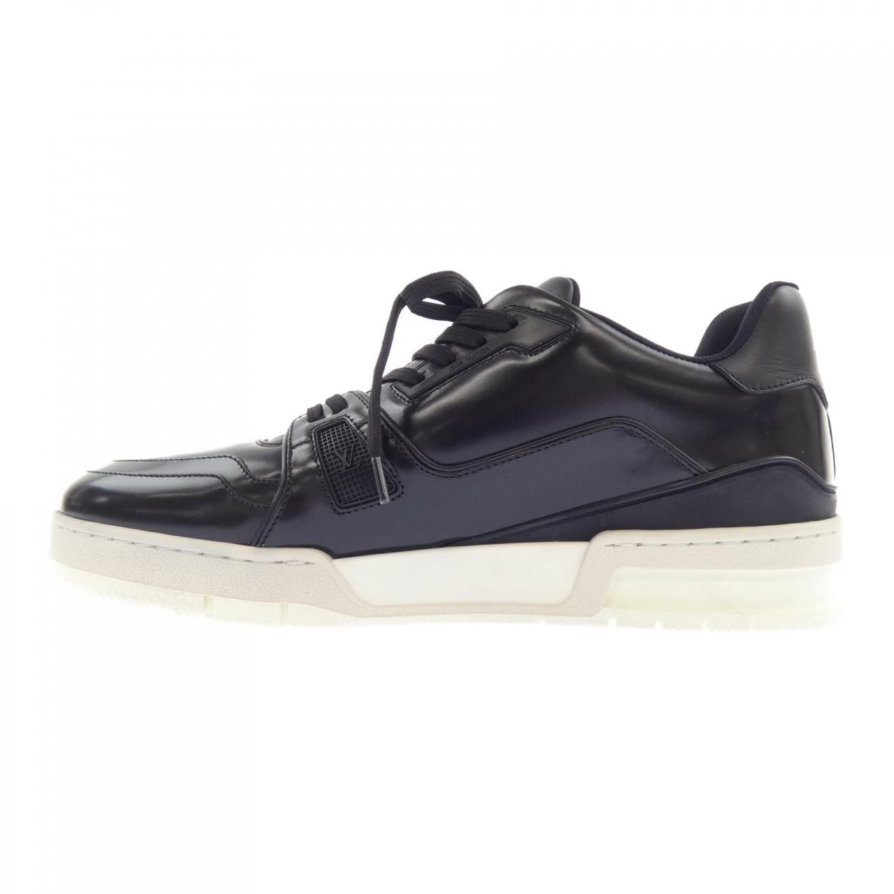 Louis Vuitton Sneakers Black — view 2