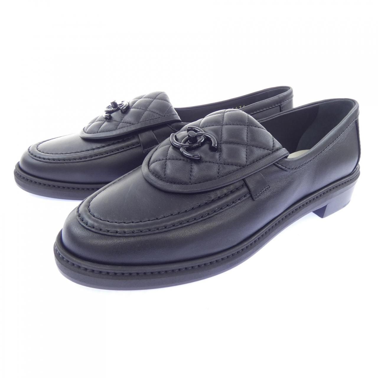 Chanel Turnlock Moccasins Shoes — view 3