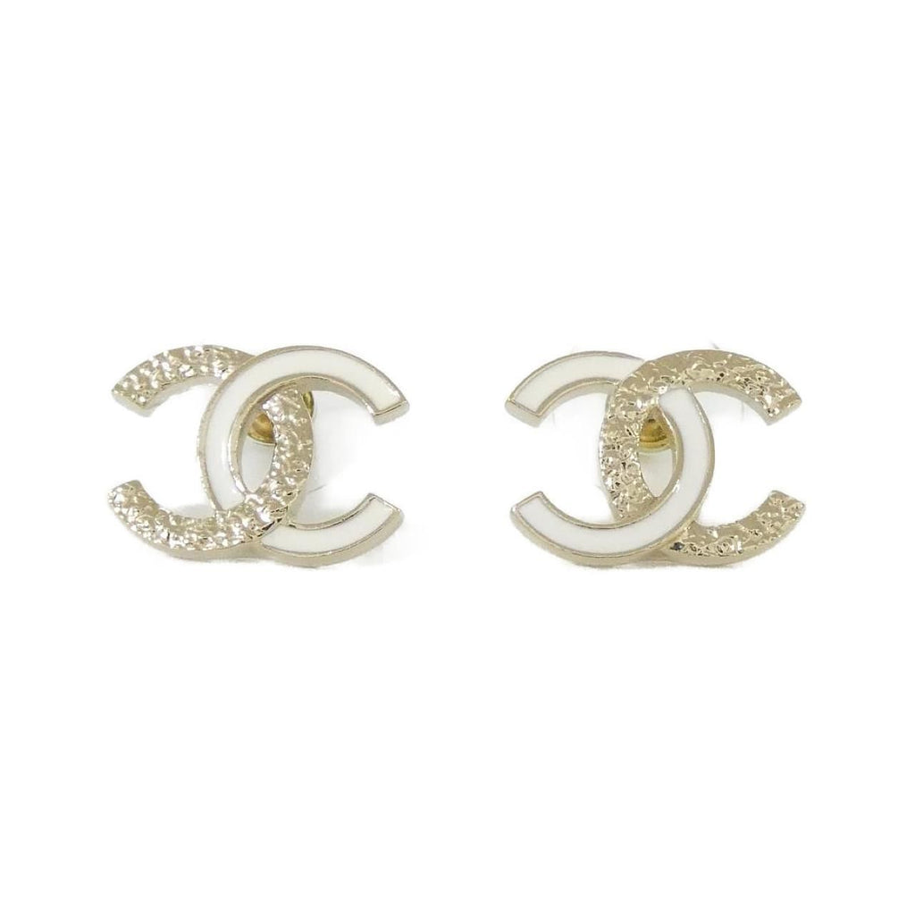 Chanel Earrings Gold