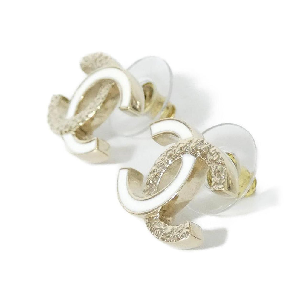 Chanel Earrings Gold — view 2