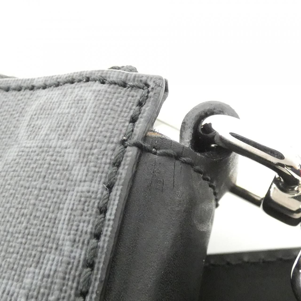Gucci Shoulder Bag Black — view 6