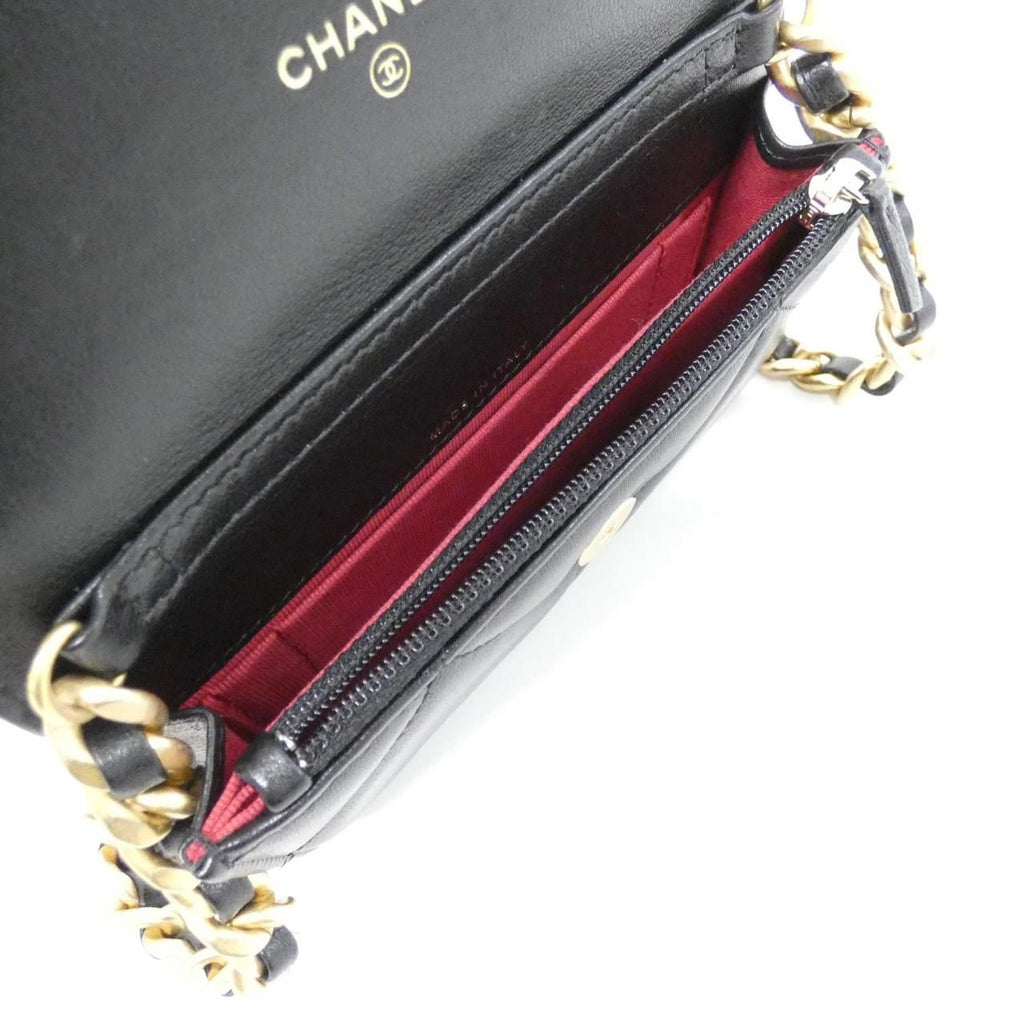 Chanel 19 Line Chain Clutch — view 8