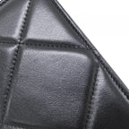 Chanel 19 Line Chain Clutch — view 5