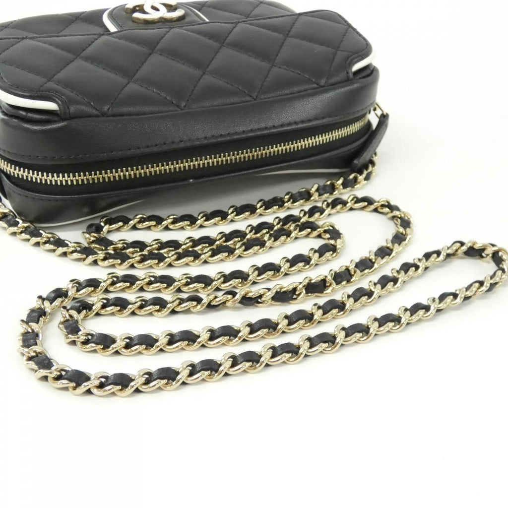 Chanel Chain Clutch Black — view 6