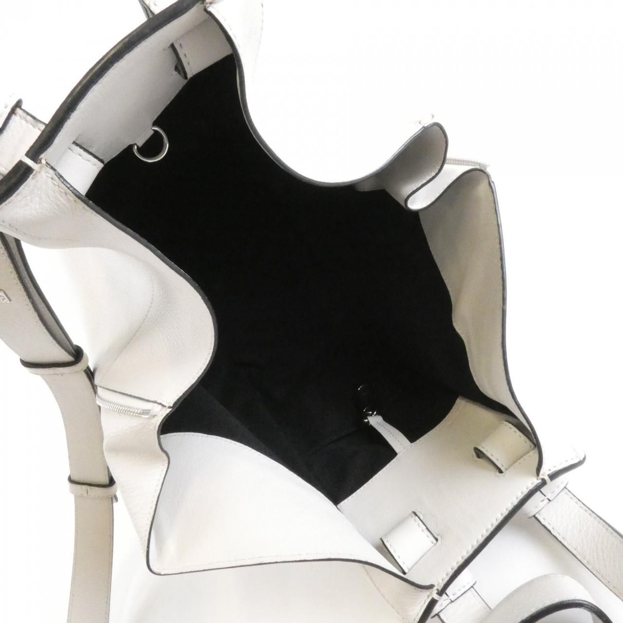 Loewe Hammock Small 387 30 Shoulder — view 8