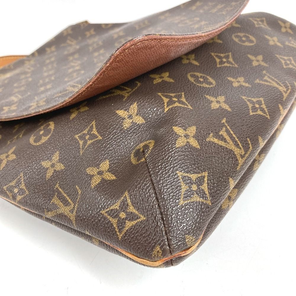 Louis Vuitton Shoulder Bag Musette Monogram Canvas Brown — view 3