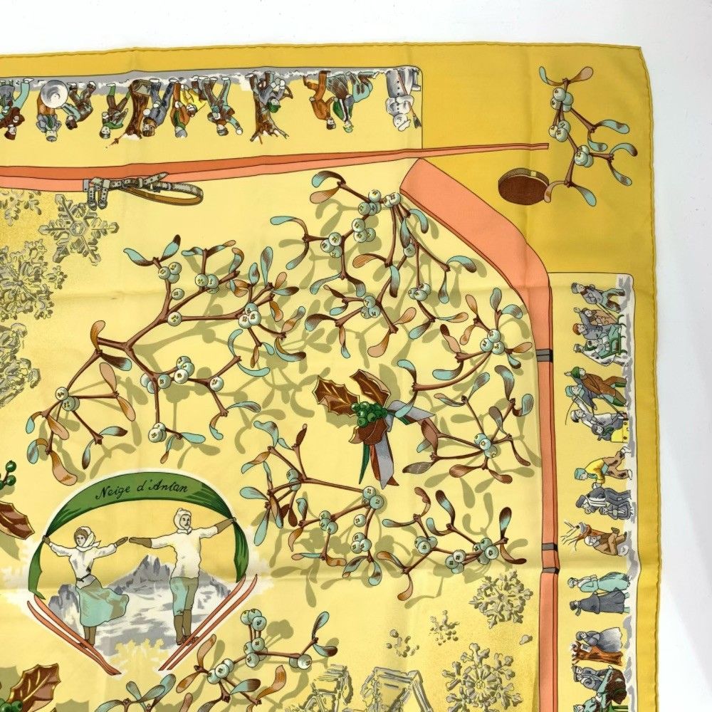 Hermes Carre 90 Neige D'antan Last Year's Snow Yellow Christmas Silk Scarf — view 3