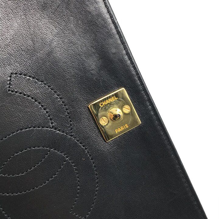 Chanel CC Logo Quilted Lambskin Push Lock Chain Shoulder Bag Black — view 9