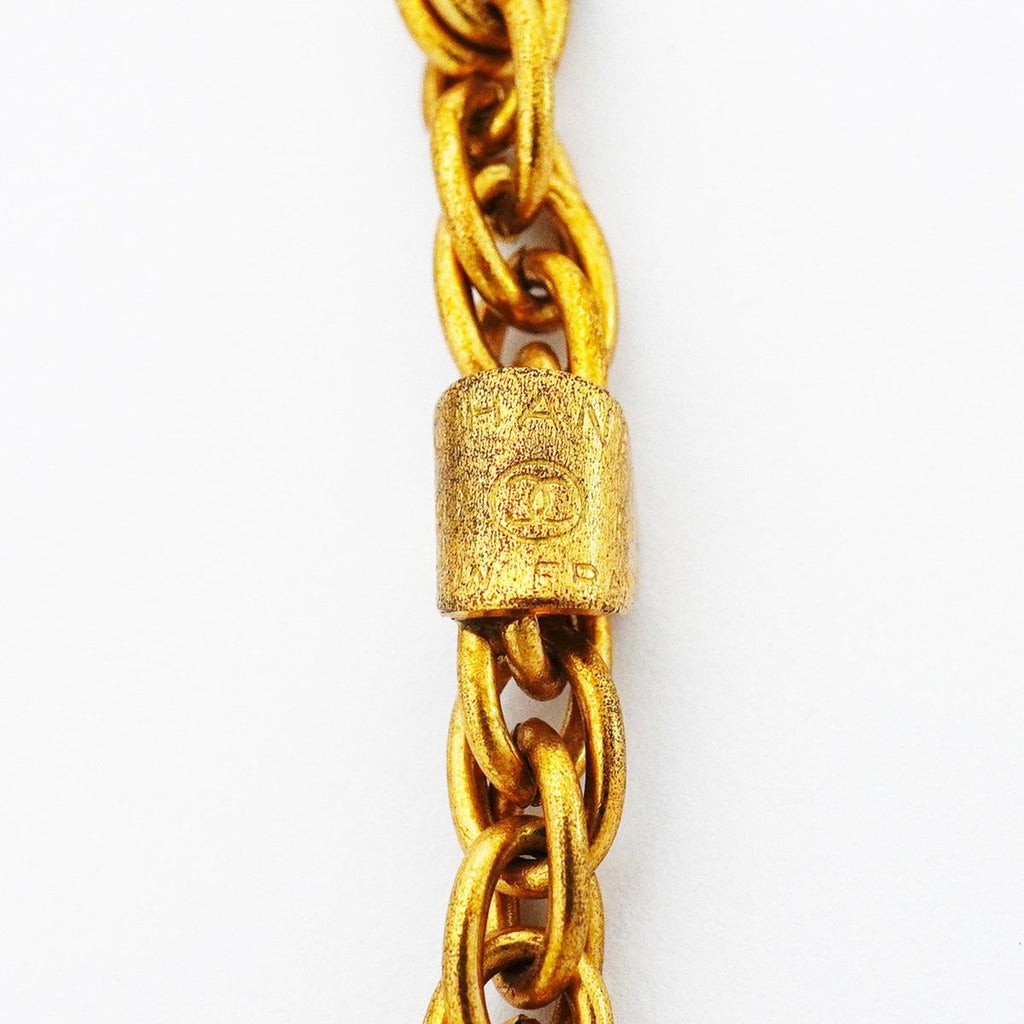 Chanel Necklace Vintage CC Logo Gold Plated — view 6