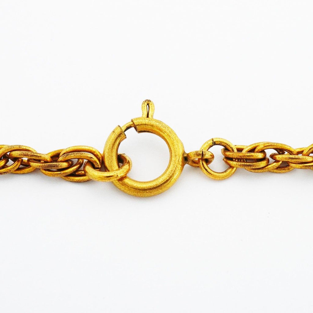 Chanel Necklace Vintage CC Logo Gold Plated — view 4
