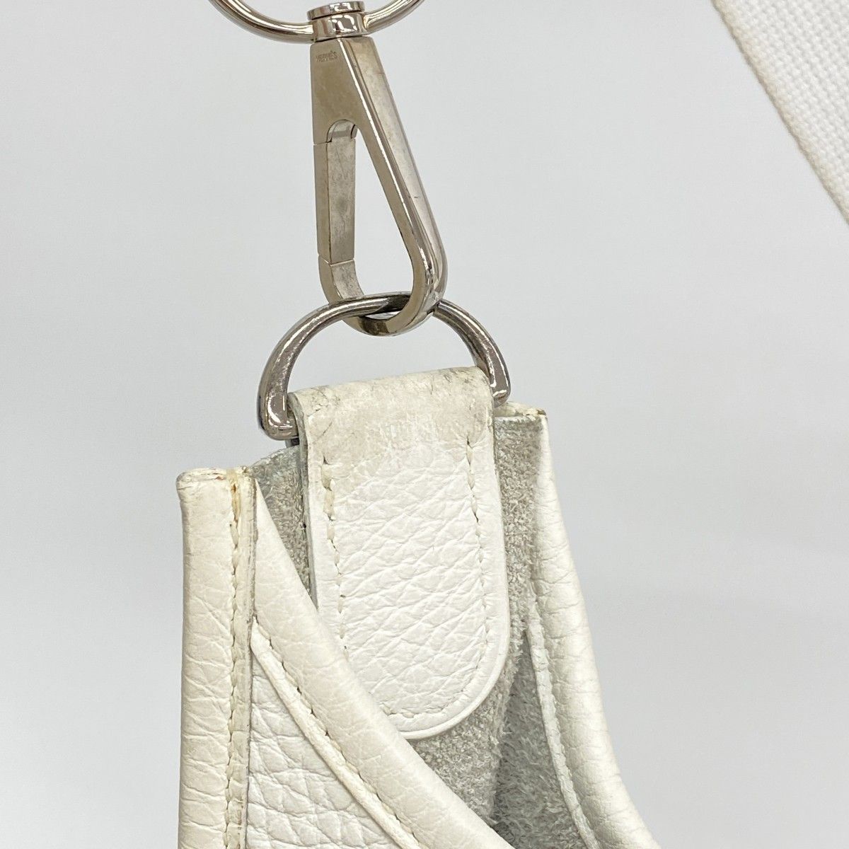 Hermes Shoulder Bag Evelyne Taurillon Clemence White Silver — view 6