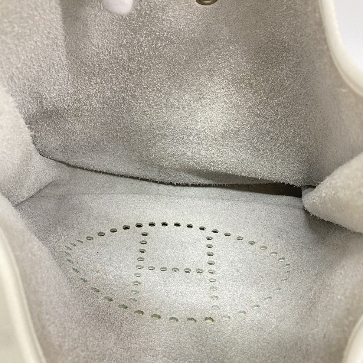 Hermes Shoulder Bag Evelyne Taurillon Clemence White Silver — view 4