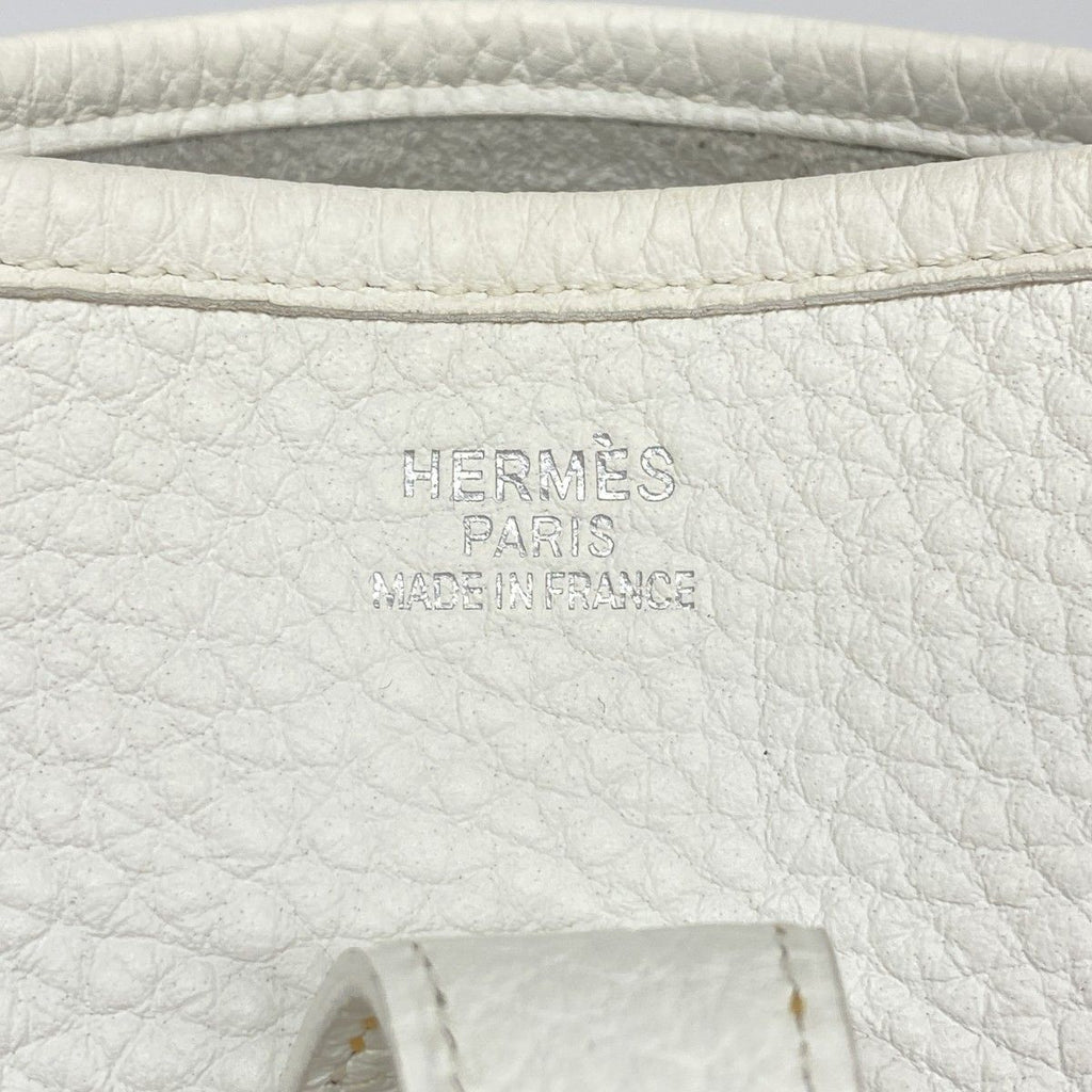 Hermes Shoulder Bag Evelyne Taurillon Clemence White Silver — view 5