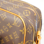 Louis Vuitton Shoulder Bag Monogram Reporter PM Brown — view 8