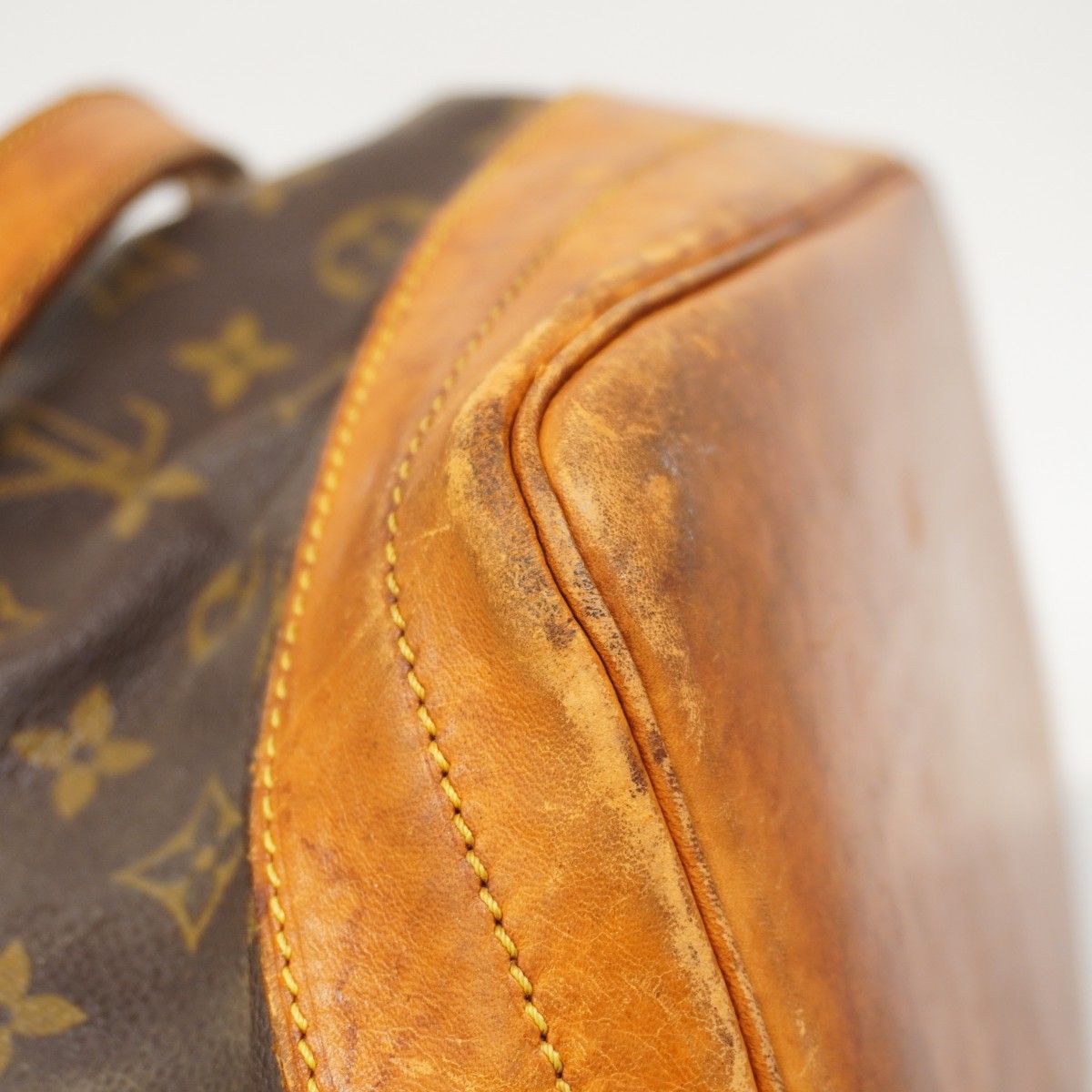 Louis Vuitton Shoulder Bag Monogram Noe Brown — view 8