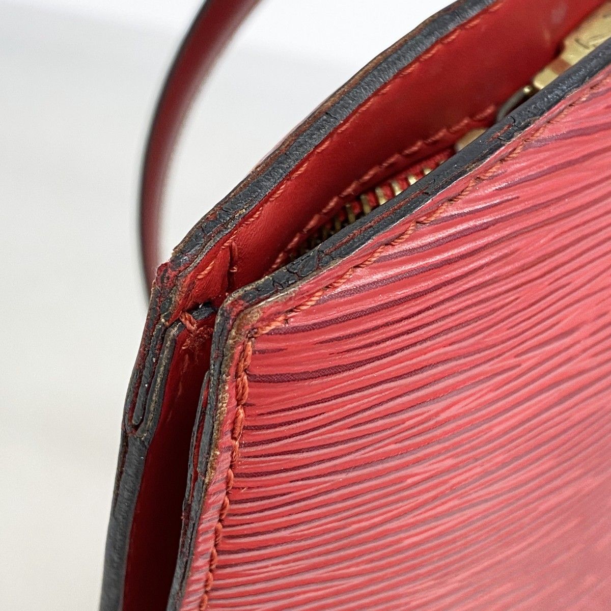 Louis Vuitton Shoulder Bag Epi Saint Jacques Shopping Castilian — view 7