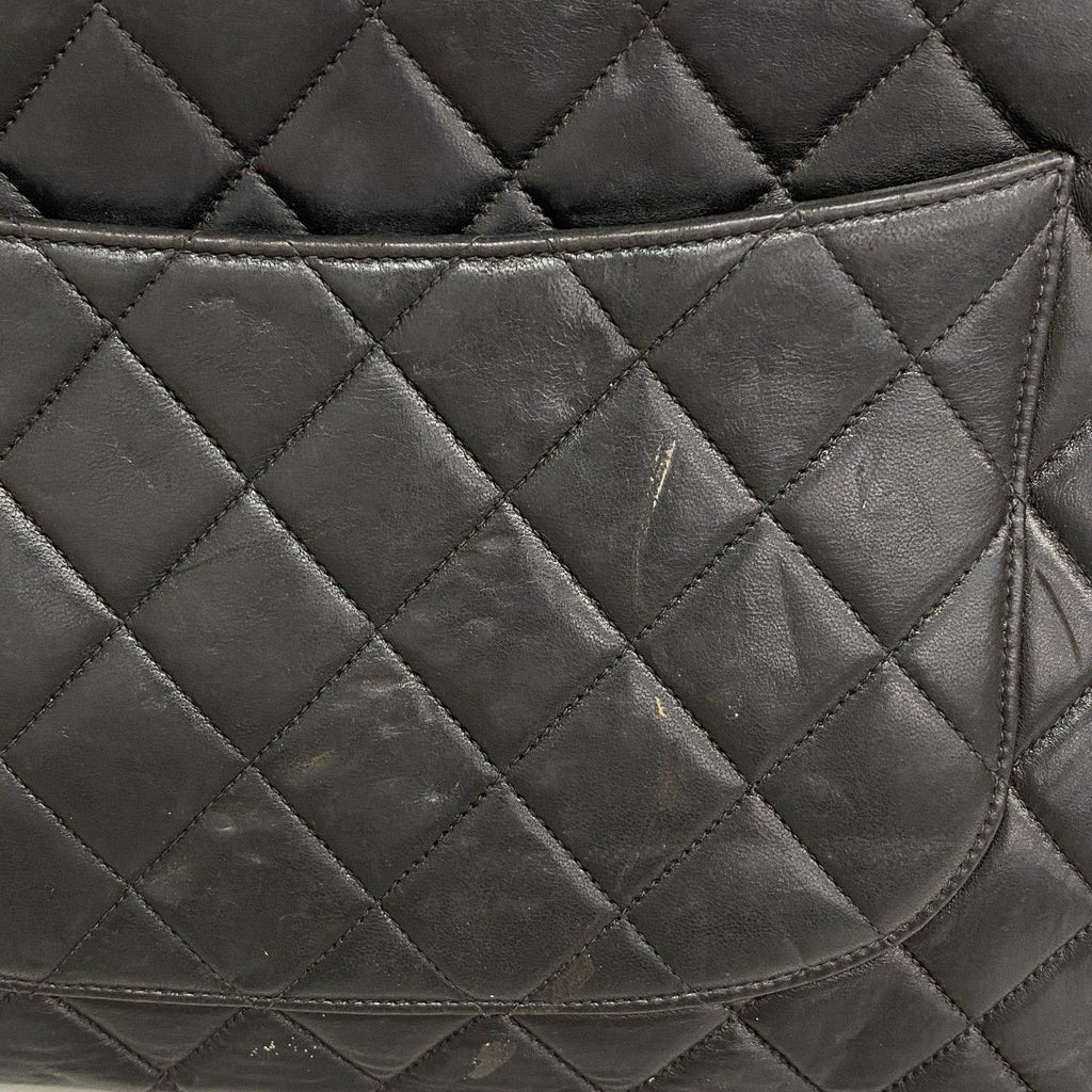 Chanel Shoulder Bag Deca Quilted Lambskin Black Gold — view 7